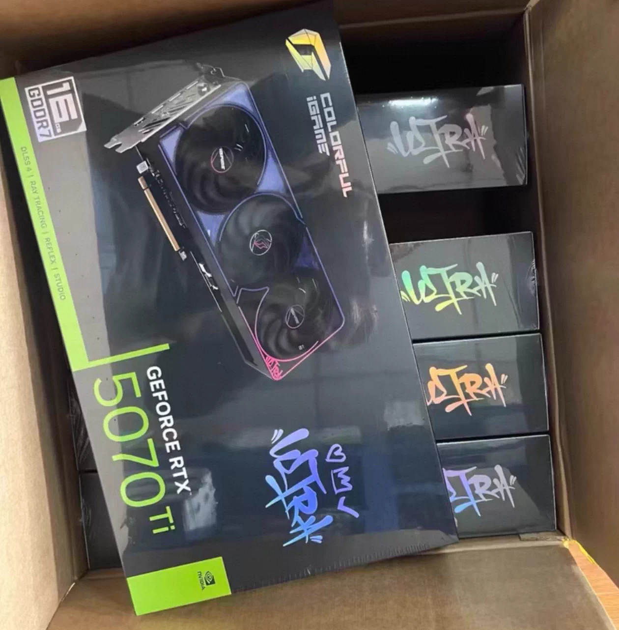 COLORFUL iGame 5070 Ti Ultra OC SFF 16G