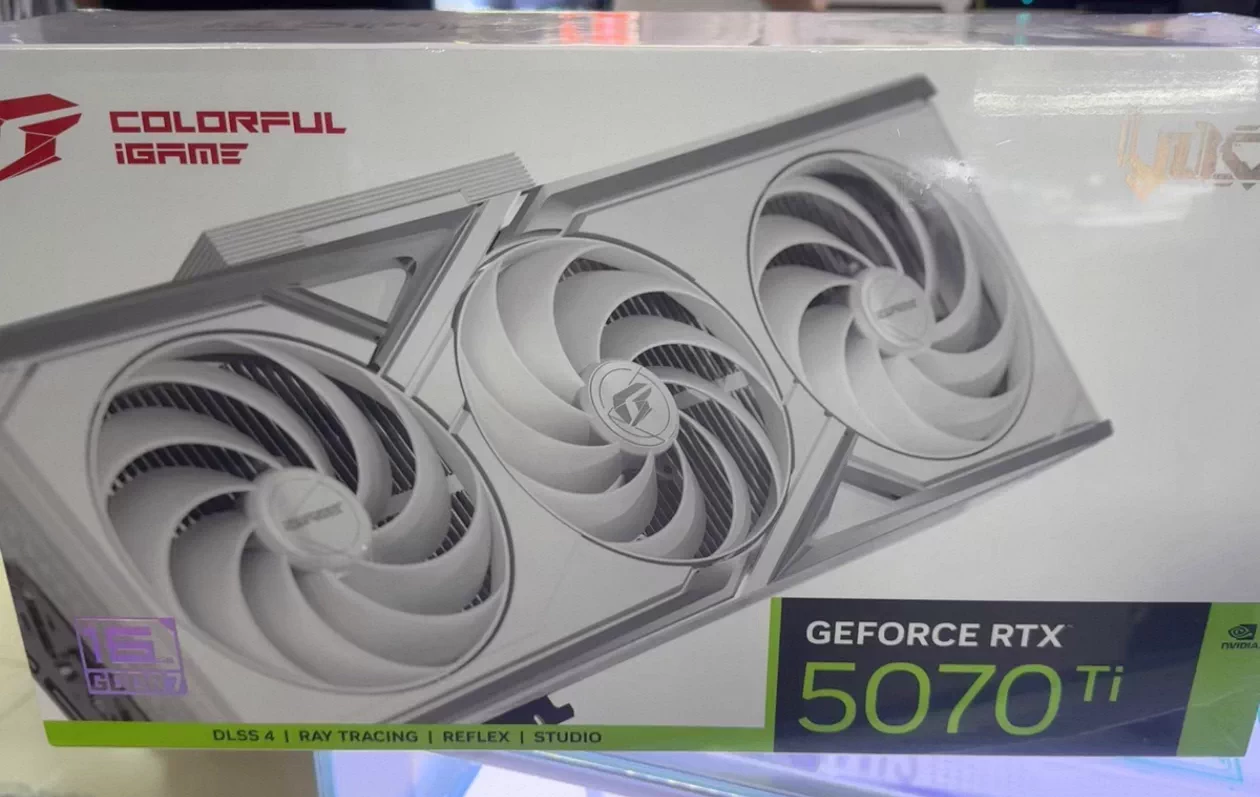 COLORFUL iGame 5070 Ti Vulcan W OC 16GB