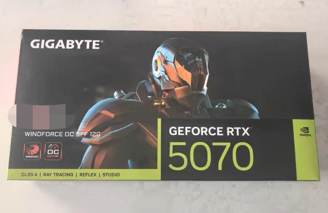 GIGABYTE  5070 WINDFORCE OC 12G