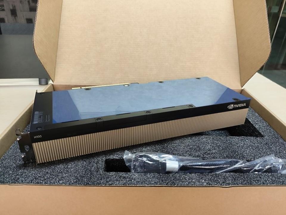 NVIDIA H100 PCIe 80GB