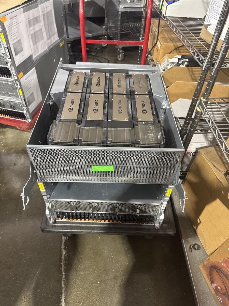 NVIDIA HGX H200
