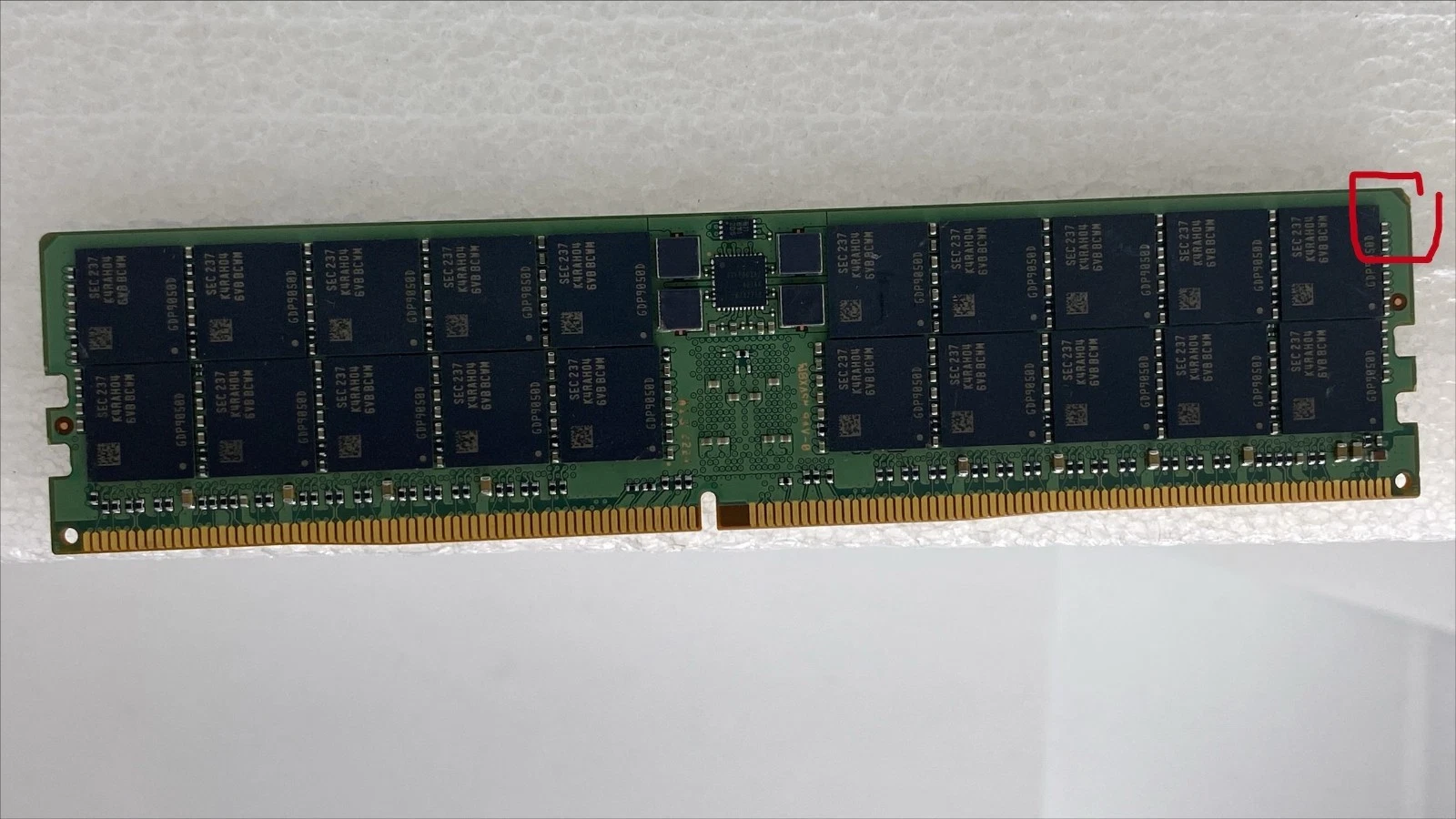 Samsung 64GB DDR5-5600 ECC RDIMM