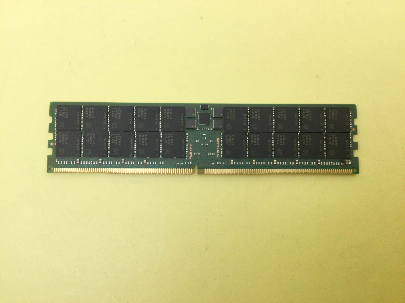 Samsung 64GB DDR5-6400 ECC RDIMM